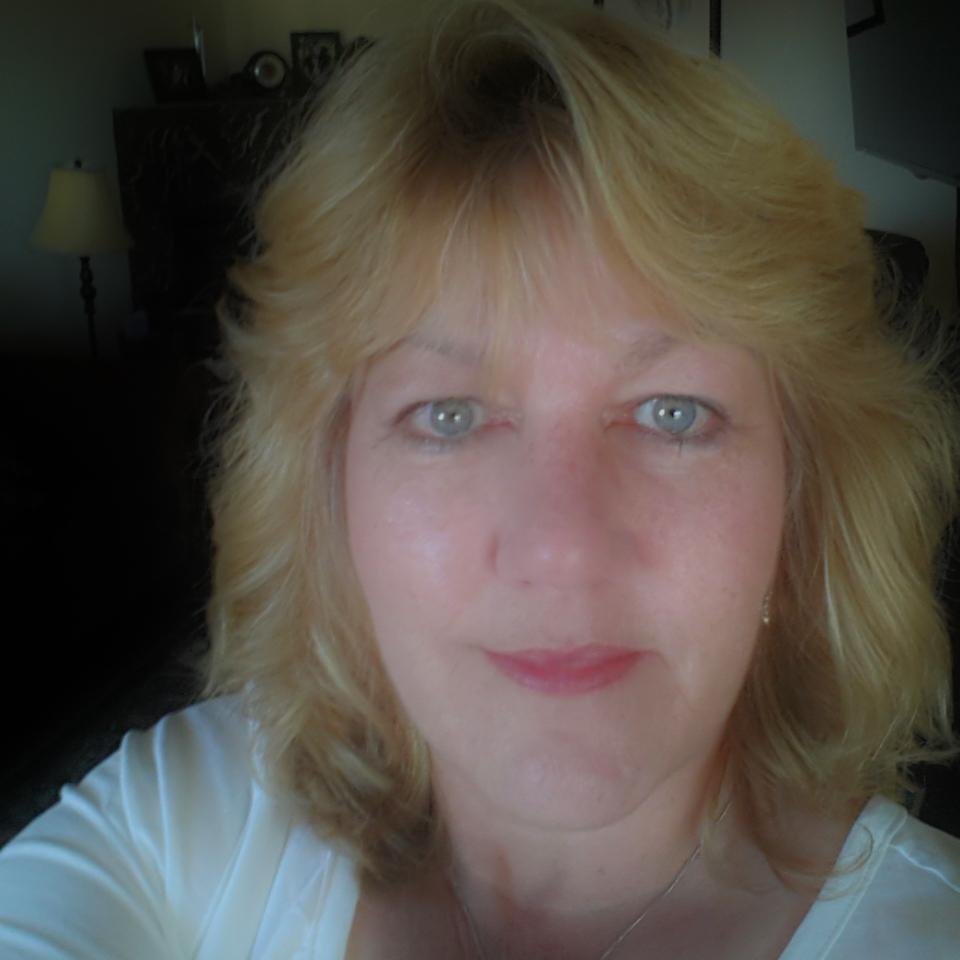 Wife, Mom, Nana, Care Home Parent @Boys & Girls Club- love all my roles! A positive attitude will bring on positive change. Try it- you'll like it!