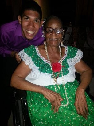 _B0SH_'s profile picture. Estoy en twitter para reírme.