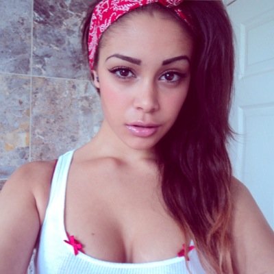 TinaTinabern's profile picture. Cherries are bae