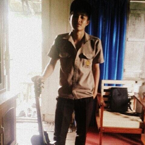 RRhiano's profile picture. Over dont krak no what what to you \m/||
Be a success person is nothing if
not happy.. Be a general person is
better than that if we happy..