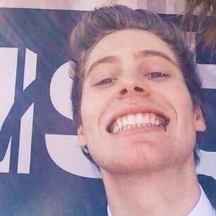 i like to write. main // @awwniallxo