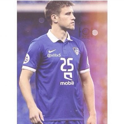 هلاليه يَ عيني .
الهلال ؟ عمك واغلى منك.
عشان كرامتك ؟ لا تغلط على الهلال .
تهكر الحساب ؟ ما احللك.
تركت حُب دنياكم وعشقت الهلال .
- أحب الهلال اكثر منك.