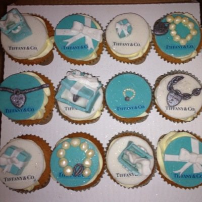 Cakes, cupcakes & biscuits made for all occasions.
