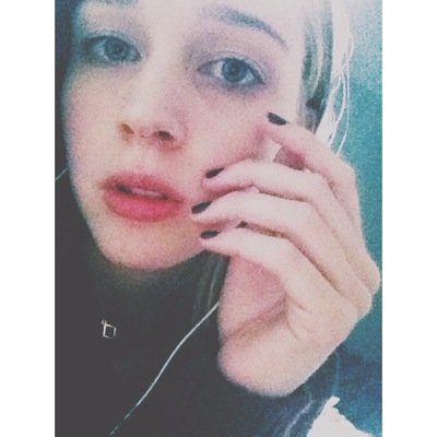 xCaitliiin's profile picture. What sound does a giraffe make? - Jack Harries