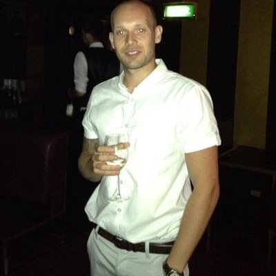 simontanner85's profile picture. 