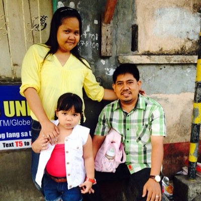 I am a Social Worker, a wife and a MOTHER.... and I am happy to be simply ME....