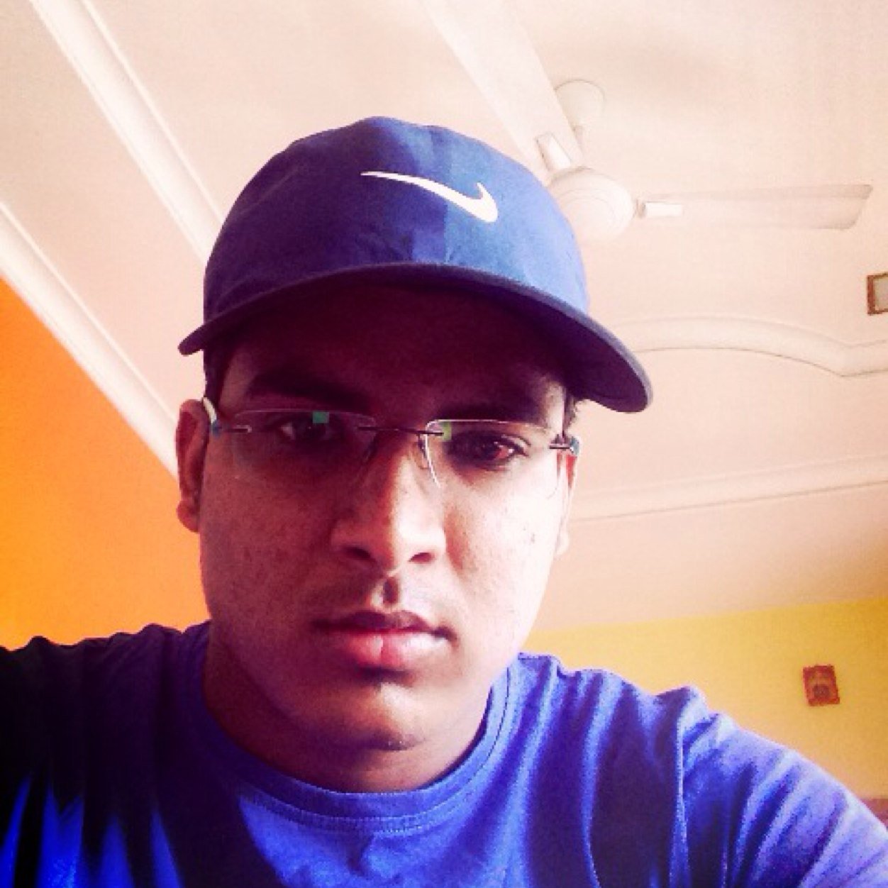 Just a simple fun-loving guy, nothing much good about me, just purely random. A Die Hard Cricket fan and Juventus fan !