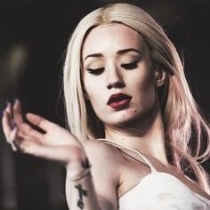 'The New Classic' out now. ✖️http://t.co/RntTtRfrKg ✖️. New single 'Black Widow' featuring Rita Ora.