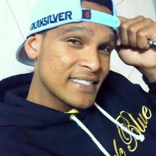 ai não posso viver o que nunca senti... Mas isso não me faz nem melhor nem pior que você... Apenas DIFERENTE...!