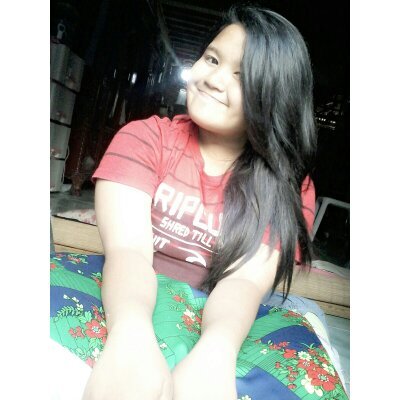 ahayy .. | my name is Sri purnama alma |I'm school in Smp negeri 36 makassar | Follow me |follback just mention |I'am ALICIOUS | thank you .. :)@sriiialma