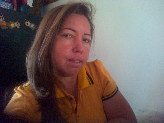 Me gusta leer, escuchar musica, prepararme dia a dia, soy perseverante, creo en Dios...!