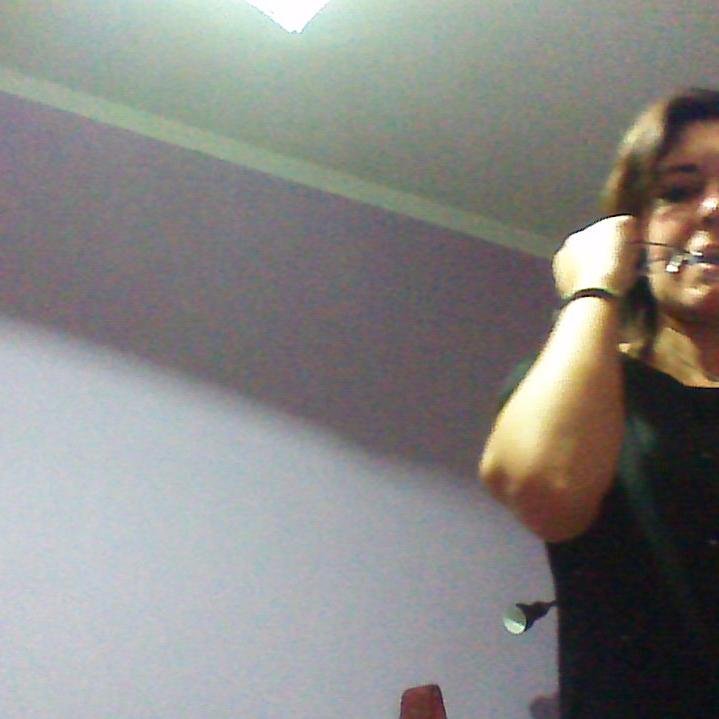 reyesyuyus's profile picture. 