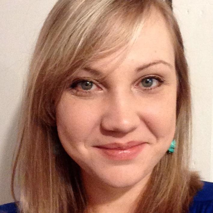 Creative Writing graduate living in south Louisiana. I like books and cats. Long live the Oxford comma.