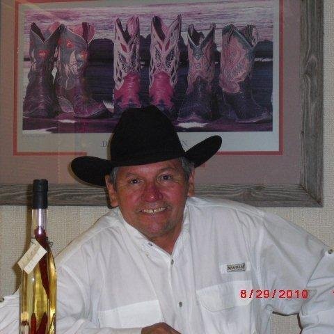 Water Well Drilling Contractor, Hobbies include, Indian Artifacts,metal detecting,rodeos,cooking,pretty girls, and history