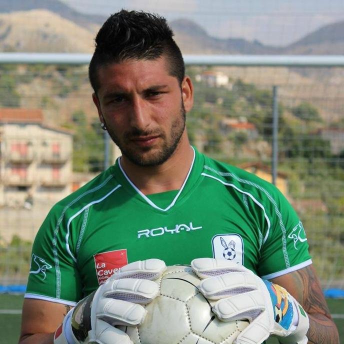 FraLaCavera's profile picture. Fondateur de La Cavera Academy, entraîneur des gardiens.