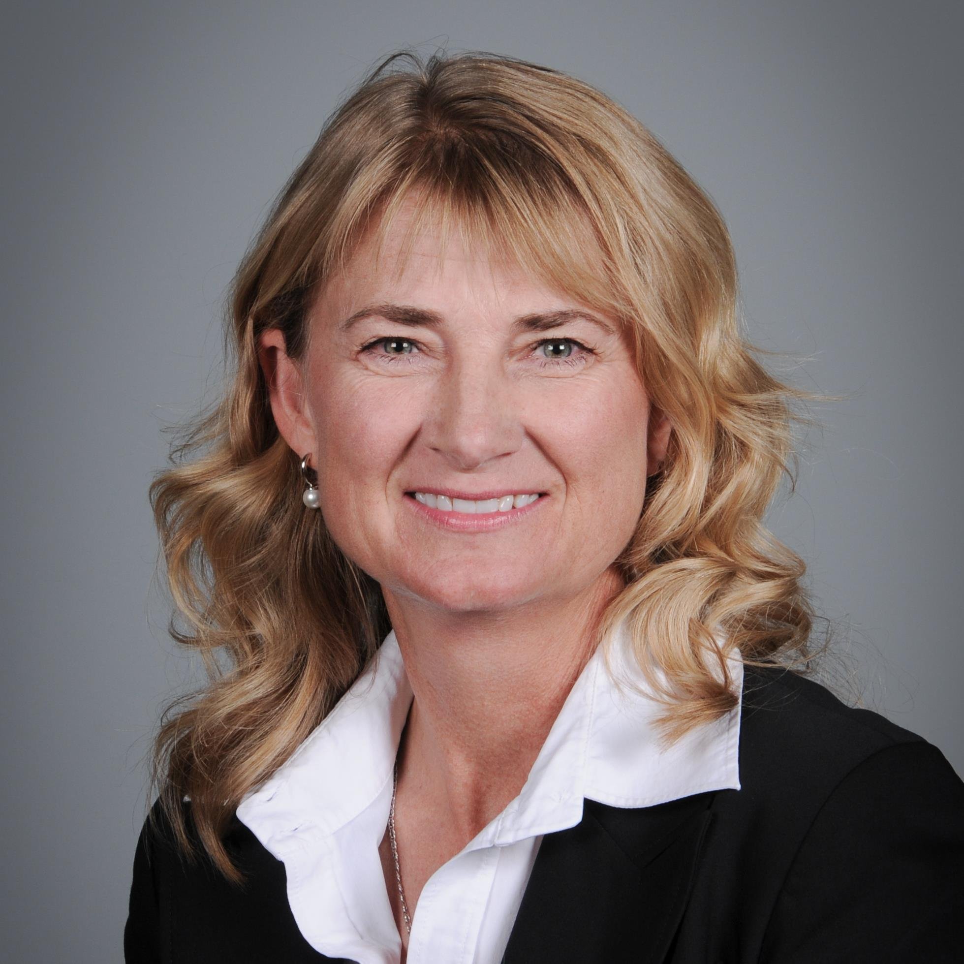 kendonfarms's profile picture. Agriculture enthusiast, mother of 3 amazing independent kids, grain pulse and oilseed farmer and commercial lender at FCC - my opinions are my own