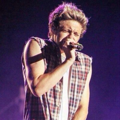 hey love follow my main acc @niallxoreo :) love you have a nice day