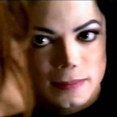 Michael Jackson • Demi Lovato • Ariana Grande • Evanescence •Miley Cyrus • Mamonas Assassinas ||| @clubefollowback