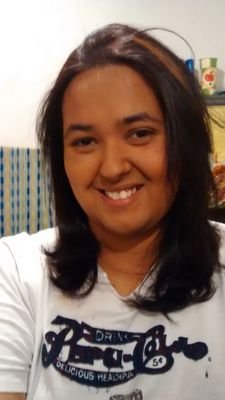 Doce como limão, delicada como leão.