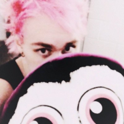 hi! it would mean a lot if you read my luke fanfic on wattpad :-) @rainblowlukey