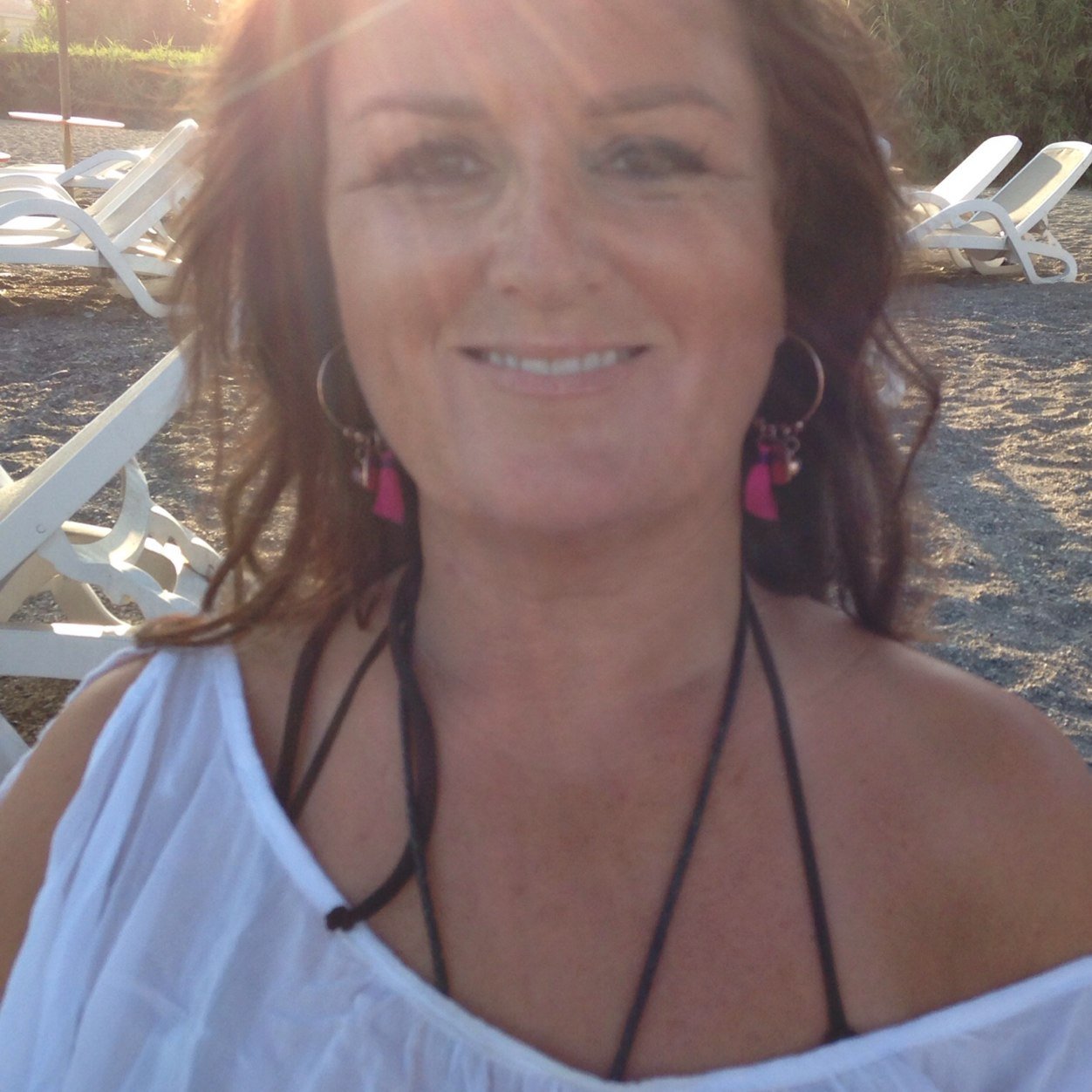 HildePeer's profile picture. Volg onze beautytips over Permanente Ontharing - Visagie - Permanente Make-Up & Microblading - Powderbrows Mesolift anti-aging en Mesoslim anti-cellulitis!