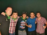 Ésta es nuestra vida, lo que más amamos. Cuenta oficial del grupo de rock cántabro D'Paso. Contratación: depaso.c@gmail.com