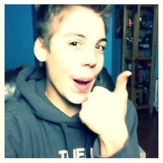 Live_Simply7's profile picture. 