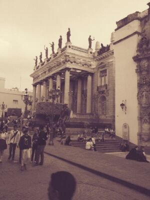 BienesRaicesYa's profile picture. renta y venta