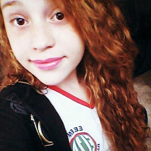 Lais_pvcs's profile picture. 