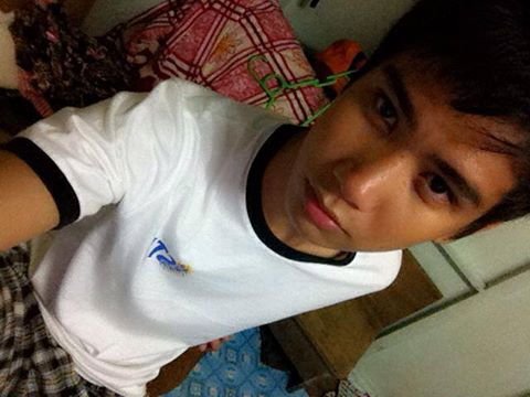 FoLLow Me!!! I'll Follow u back :) I NEED YOUR FOLLOW :)