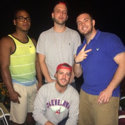 JR_Burk's profile picture. The magic's in the music and the music's in me.