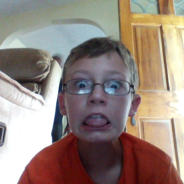 youtuber/ Blake Harris subscribe. Mincrafter on pc and xbox 360 ArchScissors75.