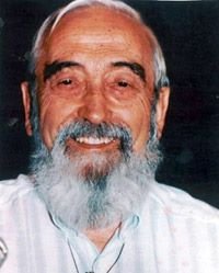 Documental sobre el P. Esteban Gumucio, damos a Documental de la vida, palabra y obra del Padre Esteban Gumucio