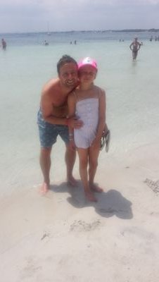 hughs44's profile picture. 