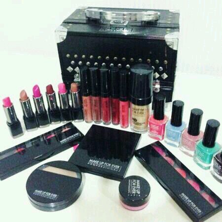 تألقي معنا بأطلالة مذهلة
للطلب والتواصل kik : Paris_Forever11
Instagram : Paris_Forever1