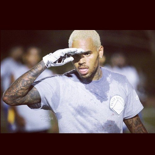 This Official account of The Breezy Squad (Fans). Here you can find all the latest news from Chris Brown and more. Follow for Follow. Twit: @chrisbrown