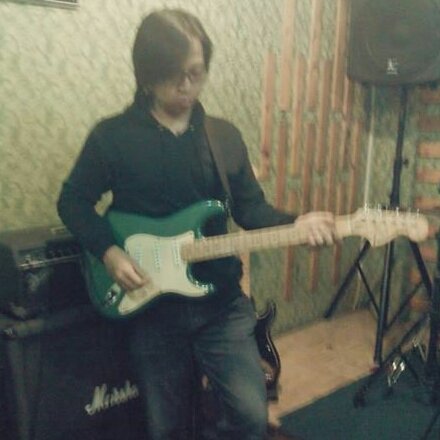 @id_ribbon | @gamelONE_ |  @maletprjct | guitarist