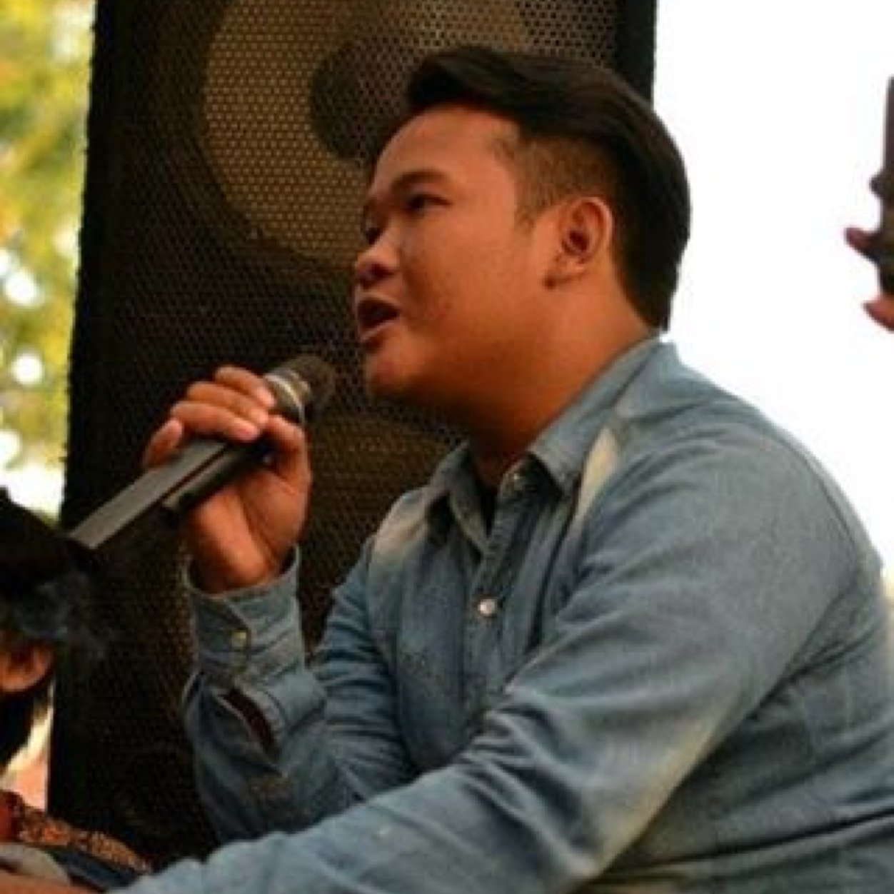 farrianz's profile picture. 