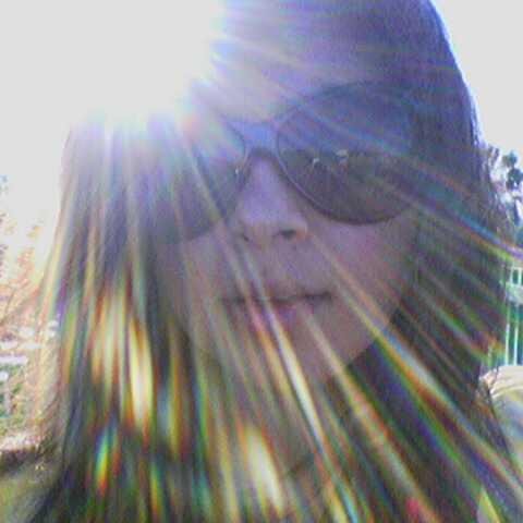 teterw's profile picture. Amar no es solamente querer, Es sobre todo comprender. François Sagan