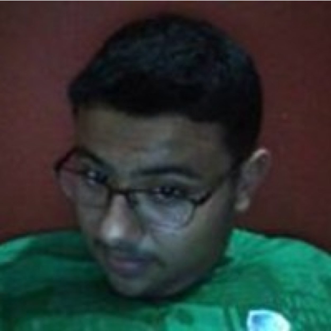 Soy mejor que un periodico, soy un periodista honesto y decente de casa, entra a mi blog http://t.co/zRjNcT8XbT