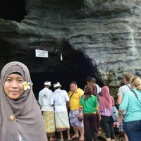 cika wulan sari (@cikakong) 's Twitter Profile