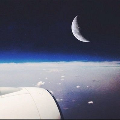أكتب لكتاب يجعلني أقرأك فـي كل ليلة صبـحُها الخميس