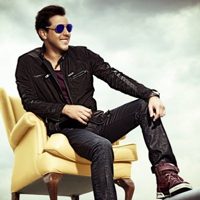 Hola! Somos el fans club de @VictorMunozVzla en los Estados Unidos.El nuevo tema de promocial es : #TeQuieroBonito. Creado : Abril 29, 2012.