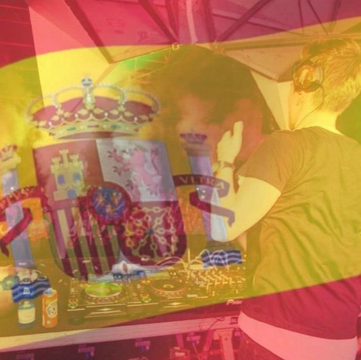 @JulianJordan MY IDOL