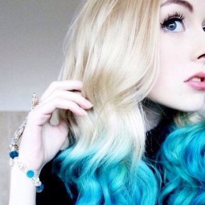 Oh hai Em is the name, being freaking epic is mah game. MAJOR FAN OF 5SOS SO ERM YEAH. Peaceskies✌