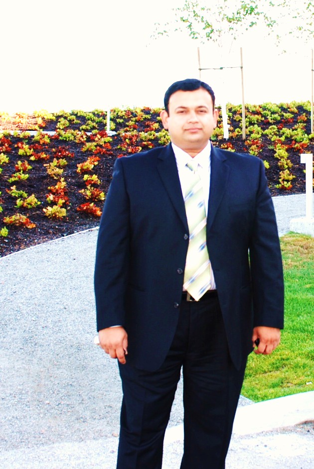 Real Estate Agent with RE/MAX Westcoast Since 2002. Love my Job. Always being an helping hand for my Clients. Over 15 Years of Award Winning Service.