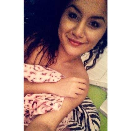 Single. ♥ Viviendo la vida, cada día, cada hora, cada minuto, cada segundo.