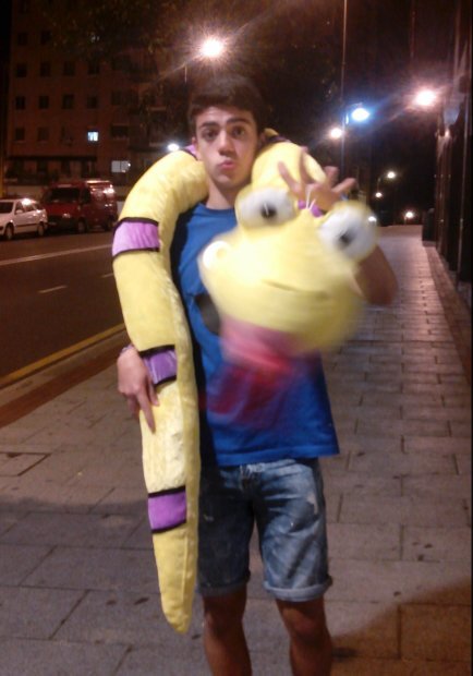 AnderGonza93's profile picture. El que no corre vuela! 93. Clinomano en potencia.