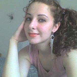 من الاخر ادخل هنا وخد رقمى ونتواصل وشوف صورى عاريه بالمربع الشمال اضغط هنا  http://t.co/vamieCUHdw