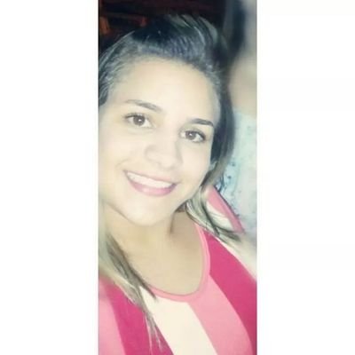 Ser feliz é para quem tem coragem de ousar e força para seguir um caminho que verdadeiramente lhe pertença. É claro que nessas idas e vindas a gente vai parar,